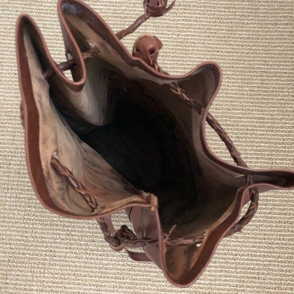 Handmade Leather Drawstring Backpack - Picture 4 of 5